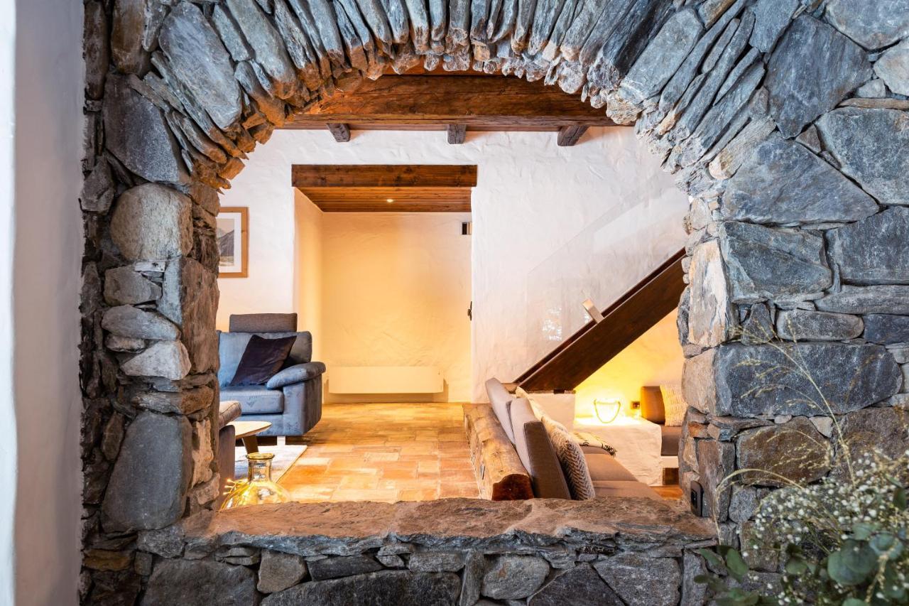 Chalet Les Praz - 280Sqm - Sauna Cinema Fitness - 5 Bedrooms In Heart Of Les Praz - By Cozee Rentals Chamonix Exterior photo